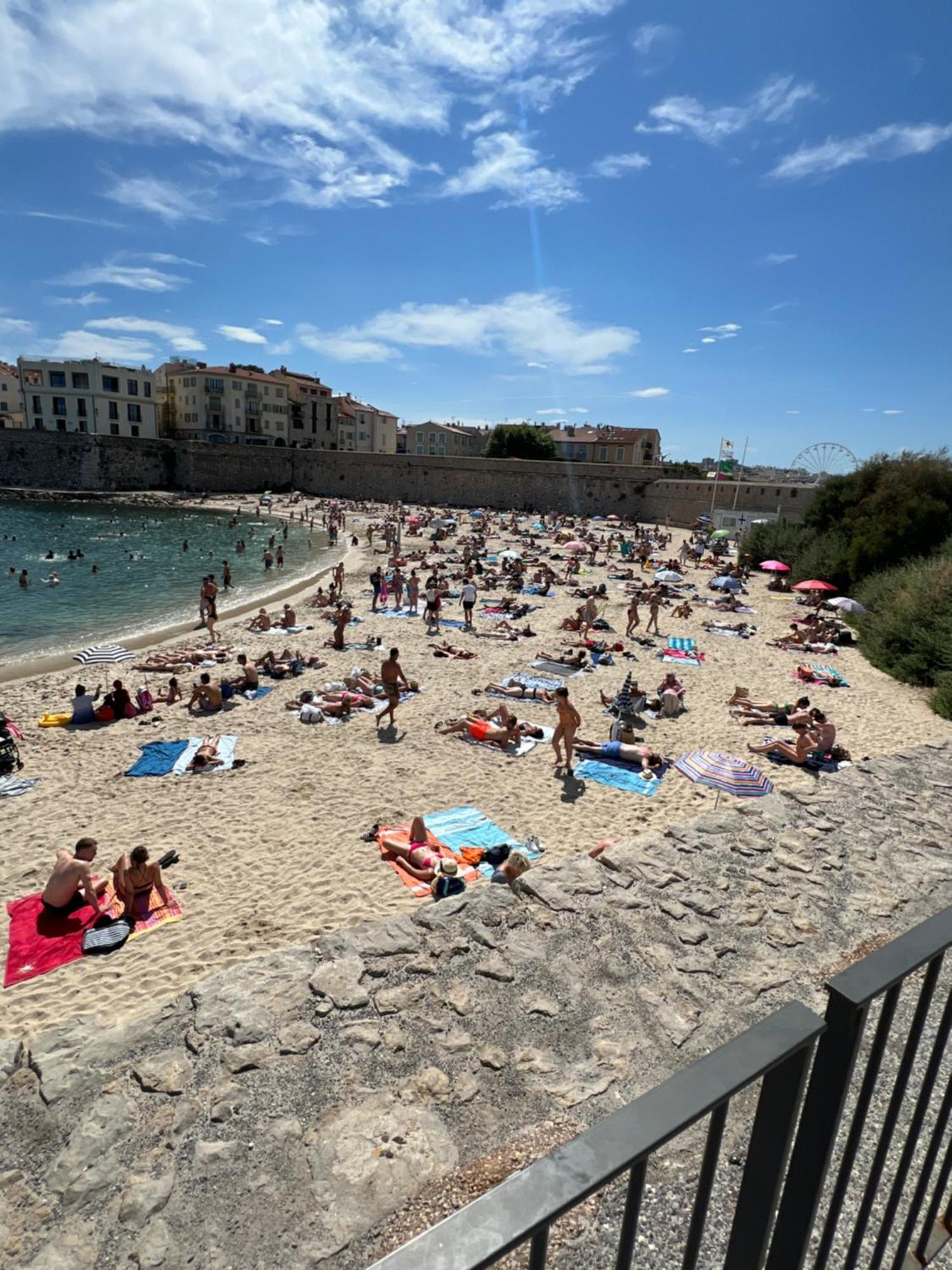 Hotel Location Cote D Azur Antibes Exterior foto